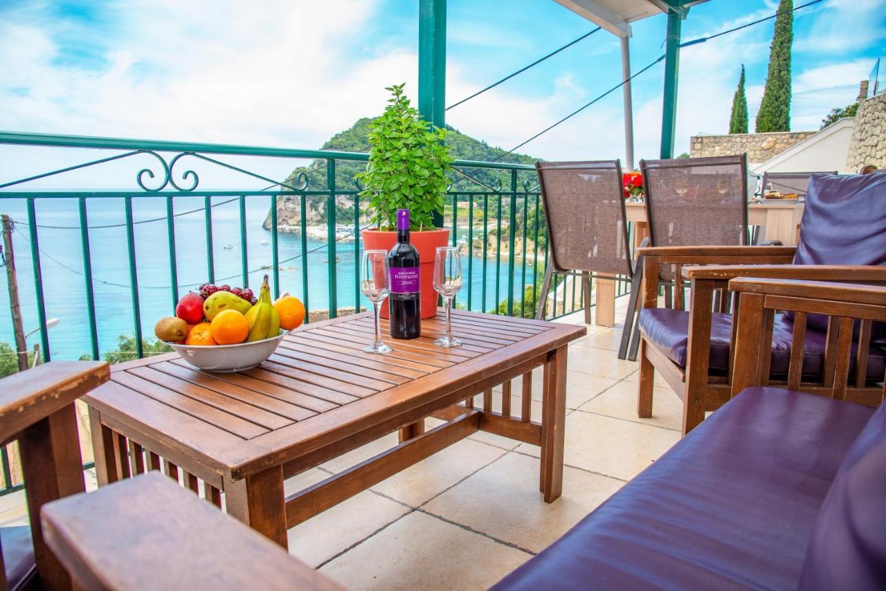 Aliki Apartments ปาเลโอกัสไตรซา ภายนอก รูปภาพ